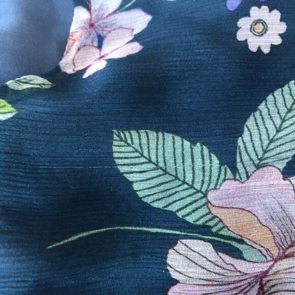 Johnny Was Jade Silk Wynonna Floral Top xs - Picture 8 of 8